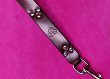 Load image into Gallery viewer, LEATHER LEASH