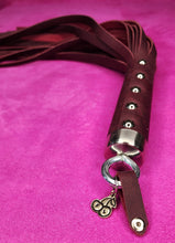 Load image into Gallery viewer, CLASSIC FLOGGER