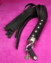 Load image into Gallery viewer, CLASSIC FLOGGER