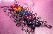 Load image into Gallery viewer, HOGTIE